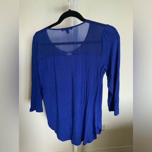 Elegant Blue Blouse - Picture 2 of 2